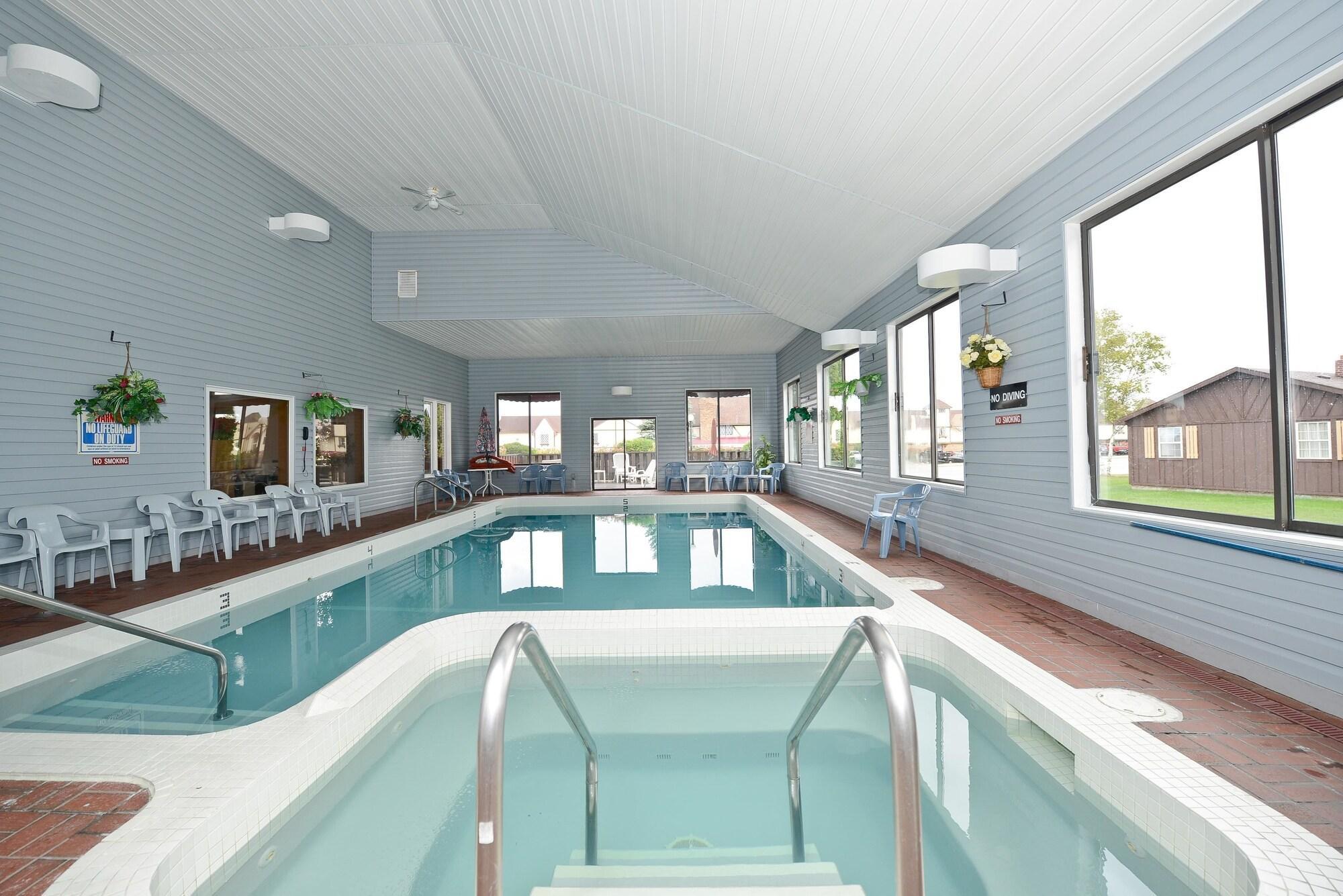 Americas Best Value Inn Saint Ignace Faciliteiten foto